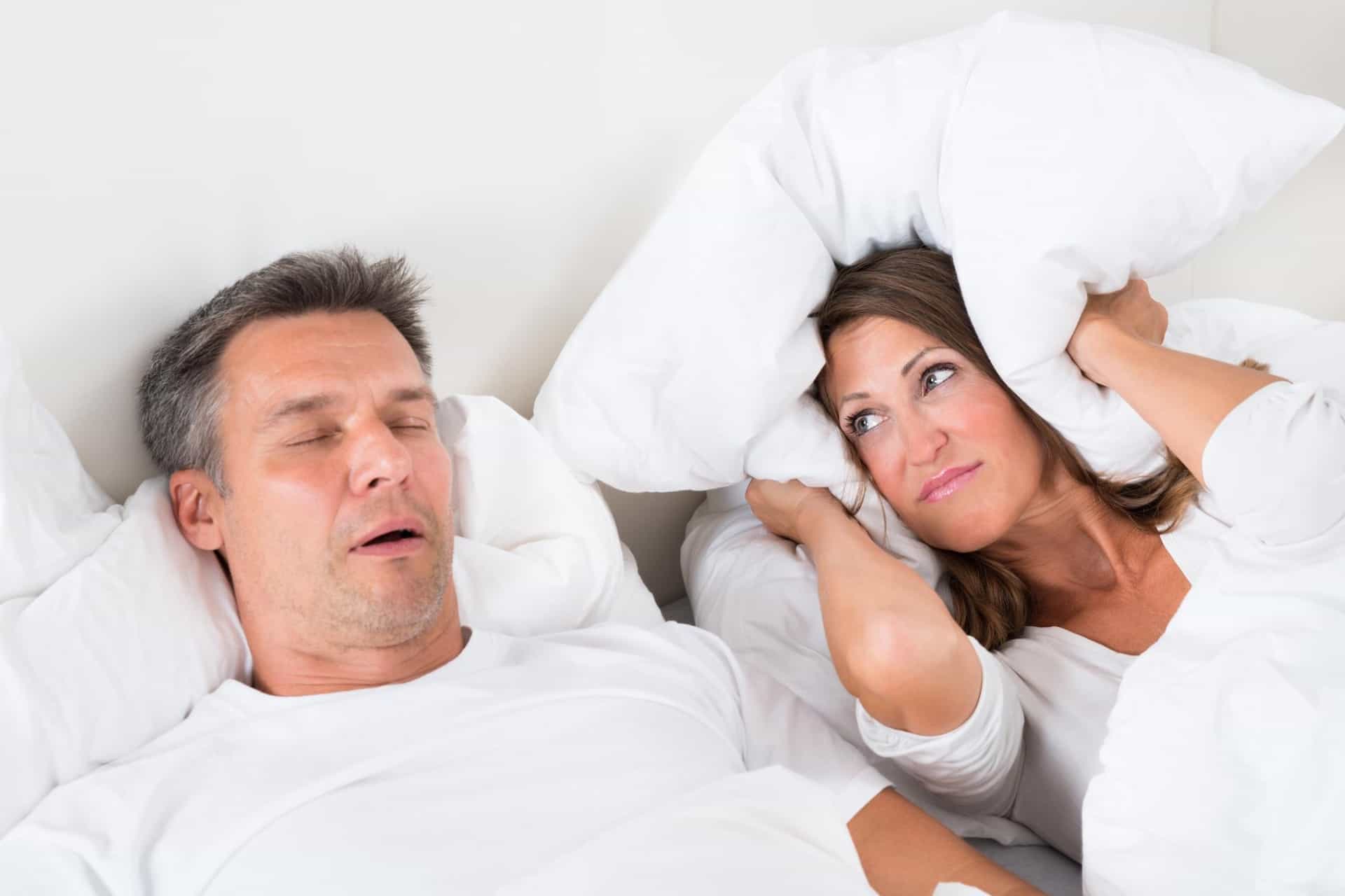 Can’t Sleep? Here Are 5 Signs You Have Sleep Apnea